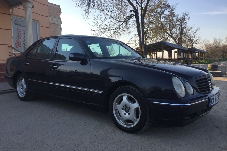 Продам Mercedes-Benz 220 2002 года в Одессе