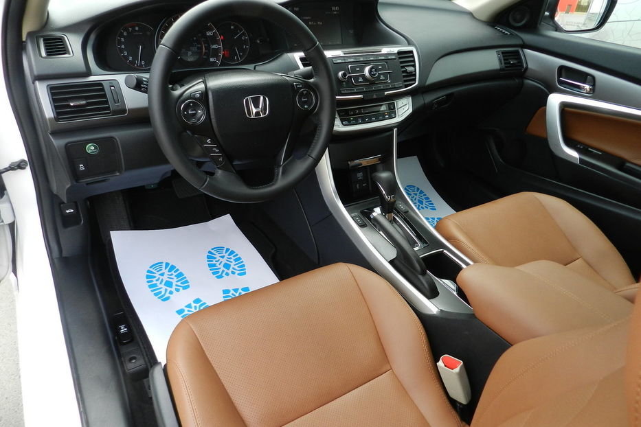 Продам Honda Accord 2014 года в Одессе