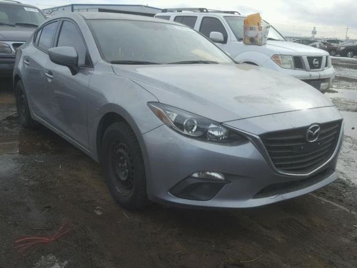 Продам Mazda 3 Sport 2016 года в Киеве
