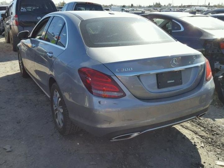 Продам Mercedes-Benz C-Class 300 2015 года в Киеве