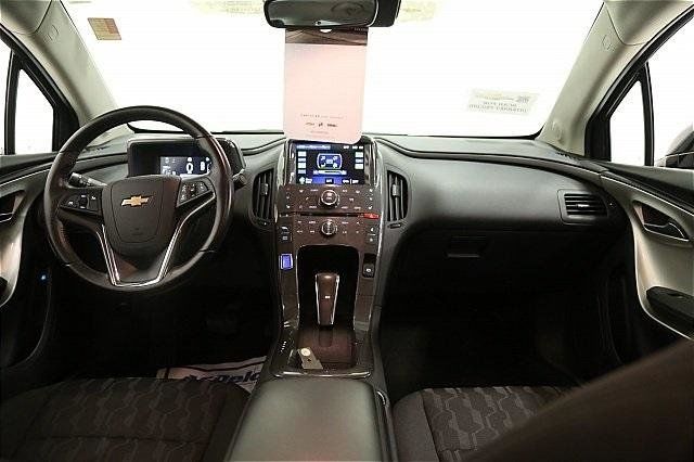 Продам Chevrolet Volt 2015 года в Харькове