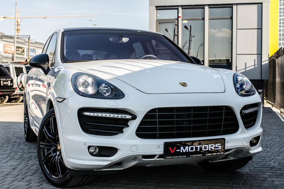 Продам Porsche Cayenne GTS 2012 года в Киеве