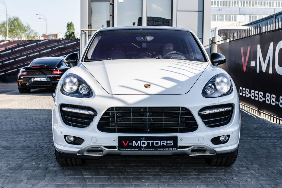 Продам Porsche Cayenne GTS 2012 года в Киеве