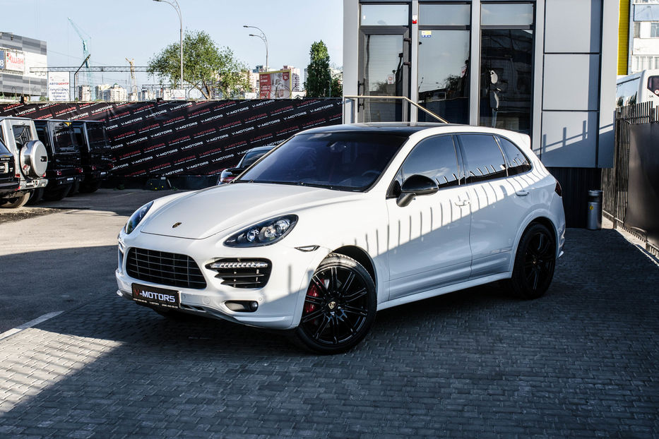 Продам Porsche Cayenne GTS 2012 года в Киеве