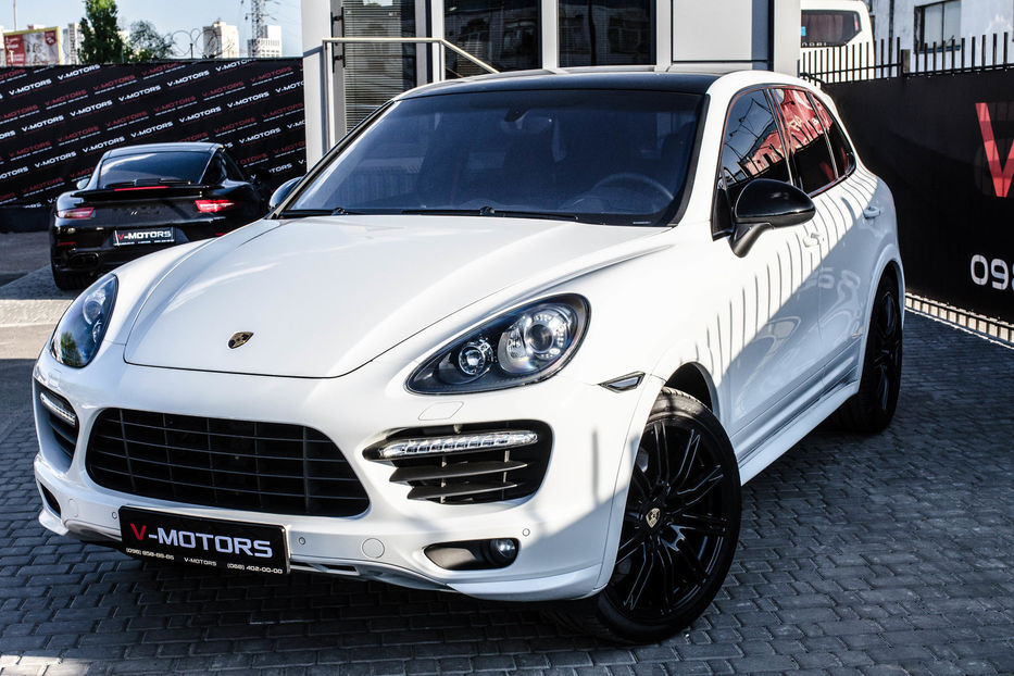 Продам Porsche Cayenne GTS 2012 года в Киеве