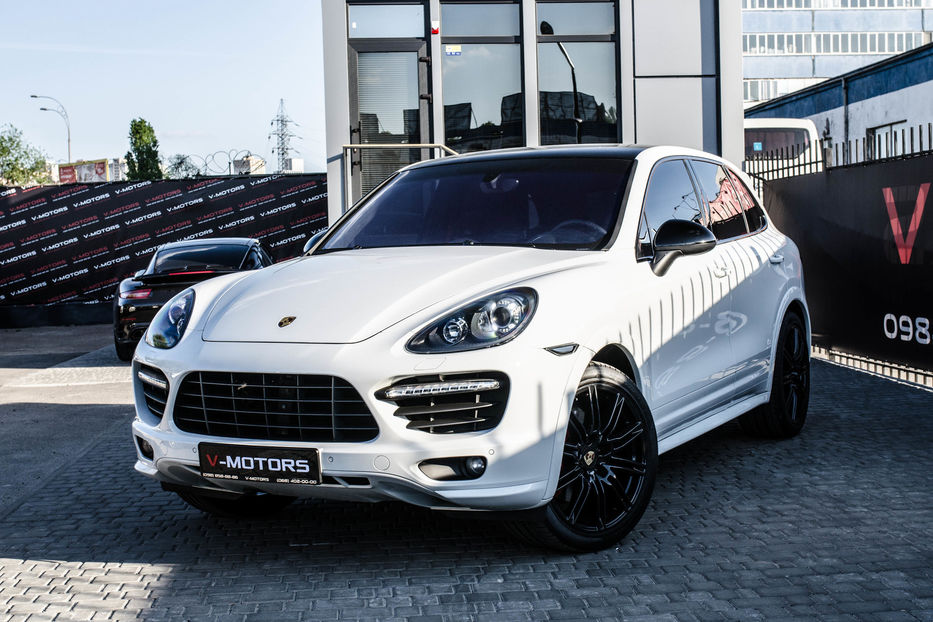 Продам Porsche Cayenne GTS 2012 года в Киеве