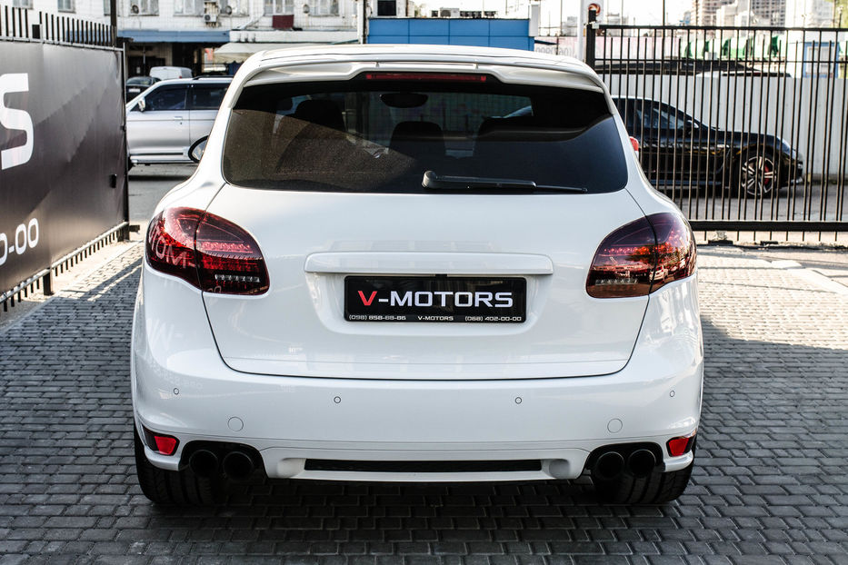 Продам Porsche Cayenne GTS 2012 года в Киеве