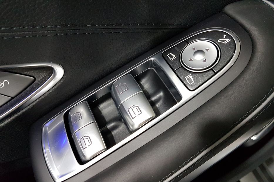 Продам Mercedes-Benz S-Class 500 AMG COUPE 2015 года в Киеве