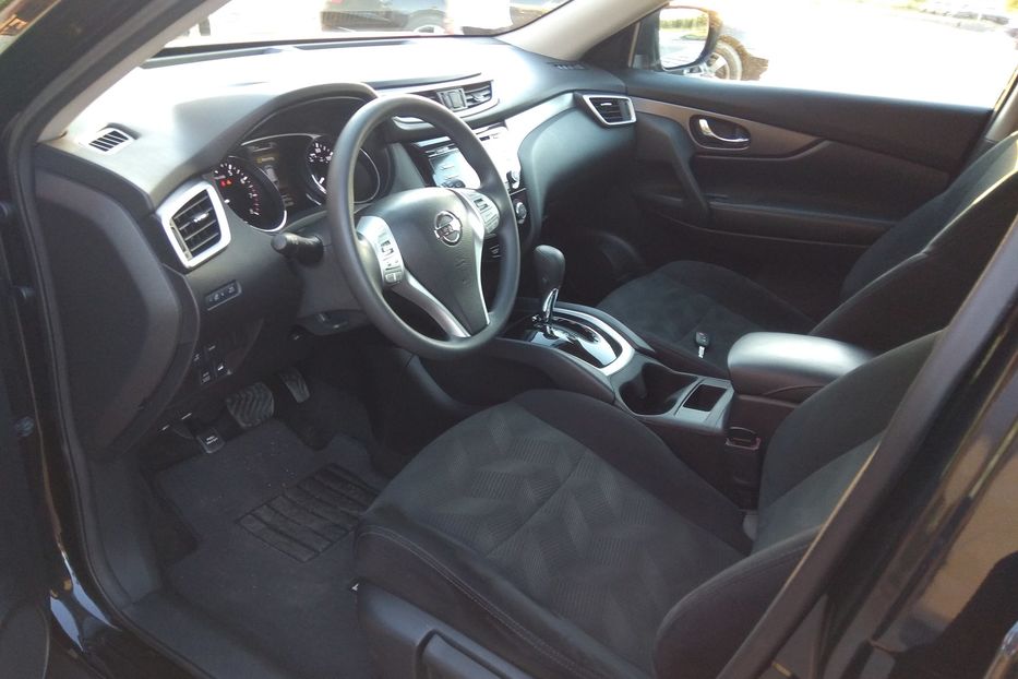 Продам Nissan Rogue Sv 2015 года в Харькове