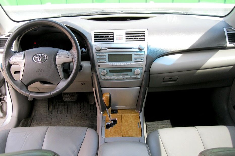 Продам Toyota Camry 2006 года в Киеве
