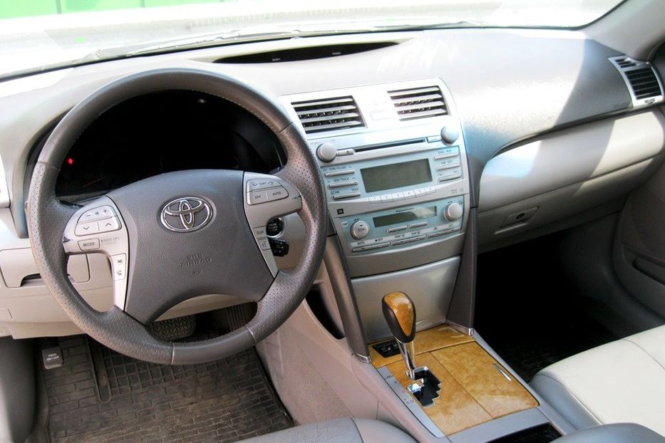 Продам Toyota Camry 2006 года в Киеве
