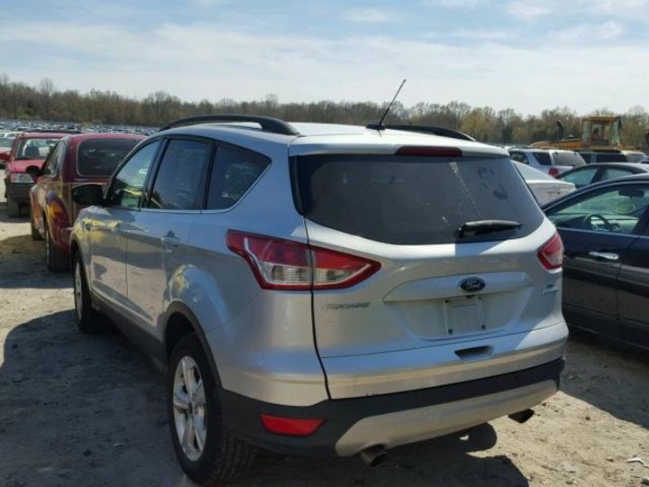 Продам Ford Escape SE 2015 года в Киеве