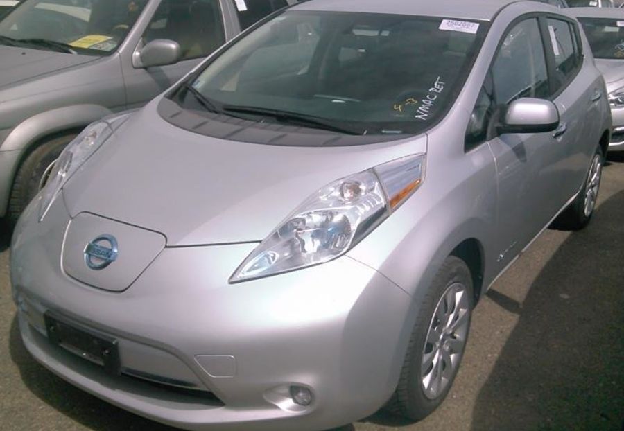 Продам Nissan Leaf S 2014 года в г. Кривой Рог, Днепропетровская область