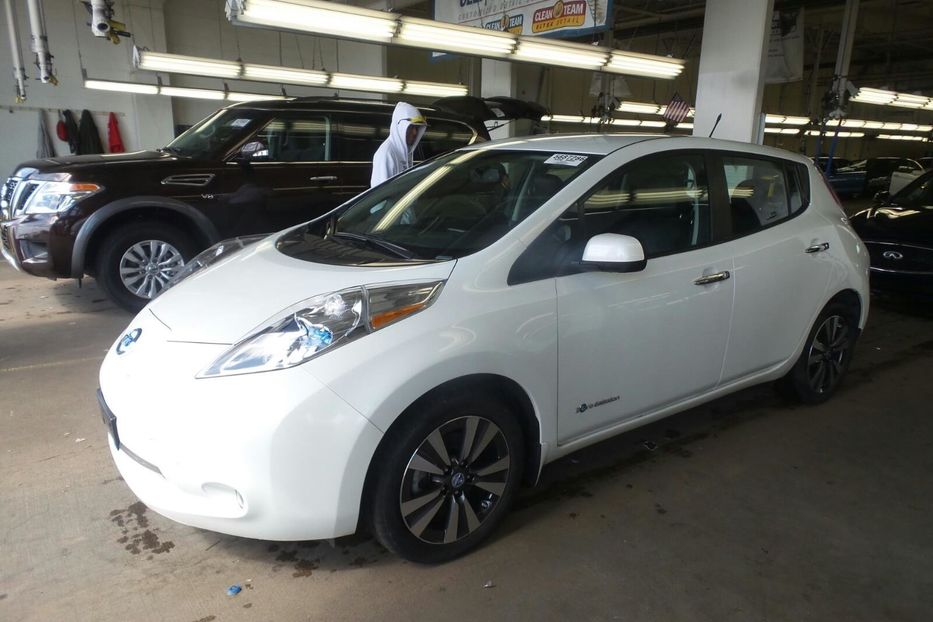 Продам Nissan Leaf SL 2014 года в г. Кривой Рог, Днепропетровская область