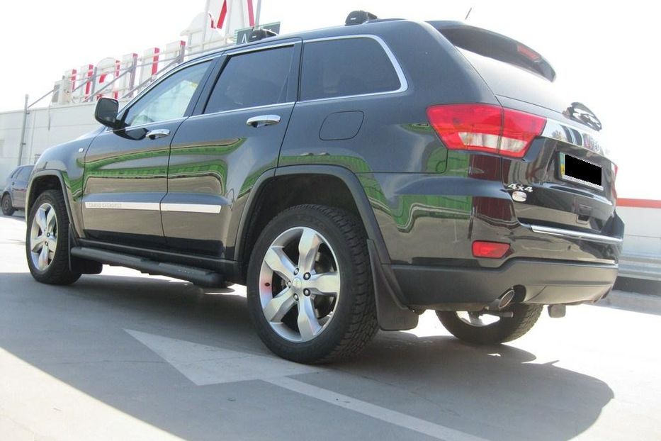 Продам Jeep Grand Cherokee 2012 года в Киеве