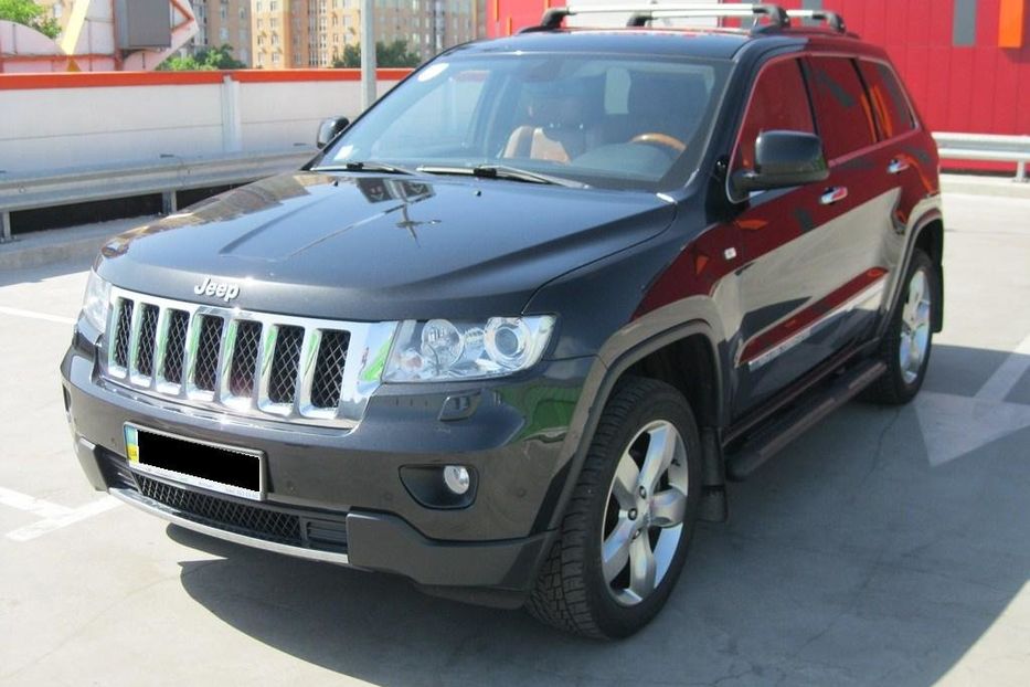 Продам Jeep Grand Cherokee 2012 года в Киеве