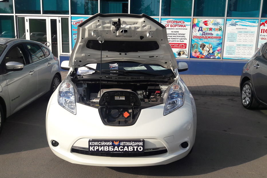 Продам Nissan Leaf 2013 года в г. Кривой Рог, Днепропетровская область