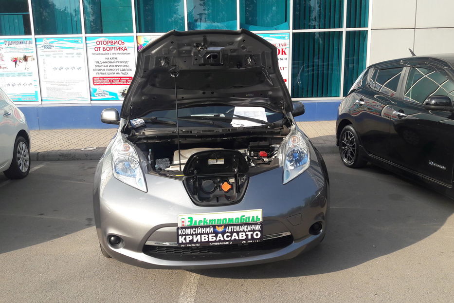 Продам Nissan Leaf 2013 года в г. Кривой Рог, Днепропетровская область