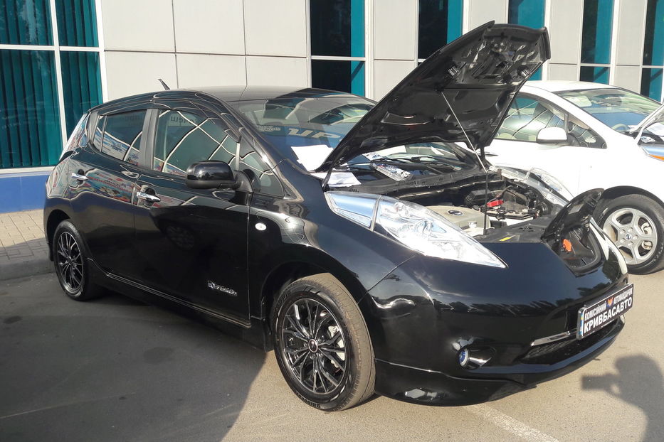 Продам Nissan Leaf 2013 года в г. Кривой Рог, Днепропетровская область