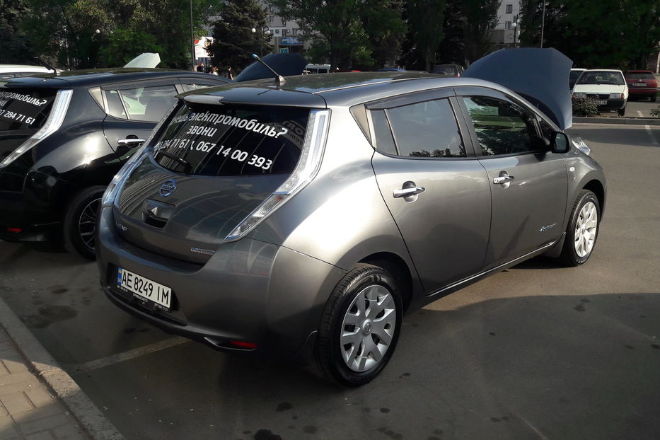 Продам Nissan Leaf 2013 года в г. Кривой Рог, Днепропетровская область