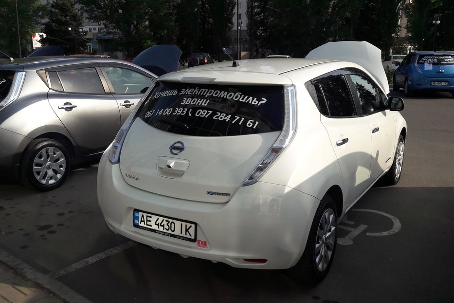 Продам Nissan Leaf 2013 года в г. Кривой Рог, Днепропетровская область