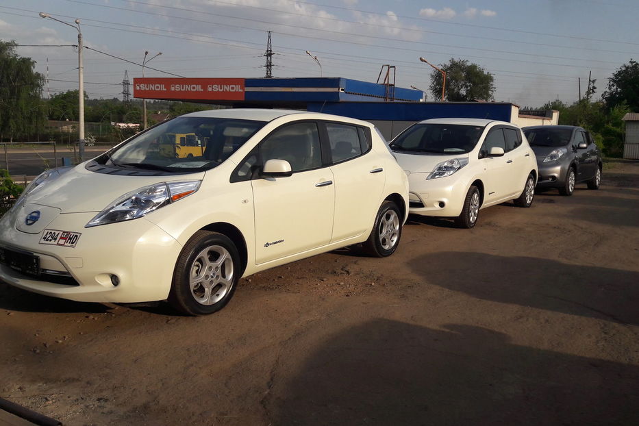 Продам Nissan Leaf 2013 года в г. Кривой Рог, Днепропетровская область