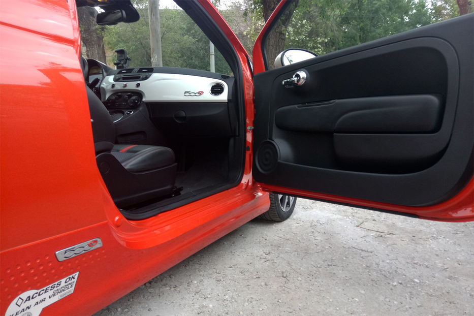 Продам Fiat 500 E500  2014 года в г. Кривой Рог, Днепропетровская область