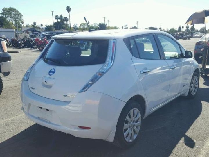 Продам Nissan Leaf 2013 года в Харькове