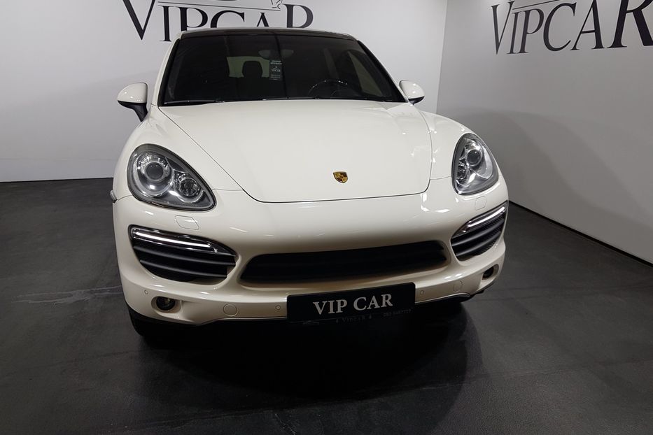 Продам Porsche Cayenne Full 2011 года в Киеве