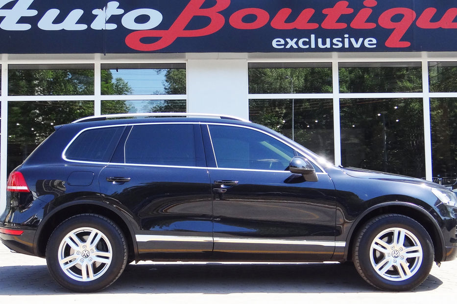 Продам Volkswagen Touareg 2012 года в Одессе