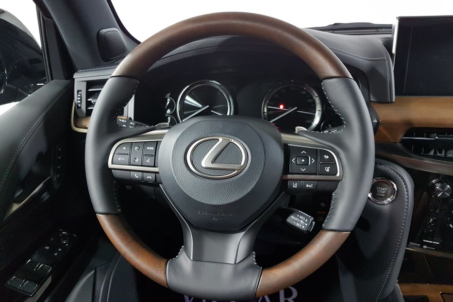 Продам Lexus LX 450 2018 года в Киеве