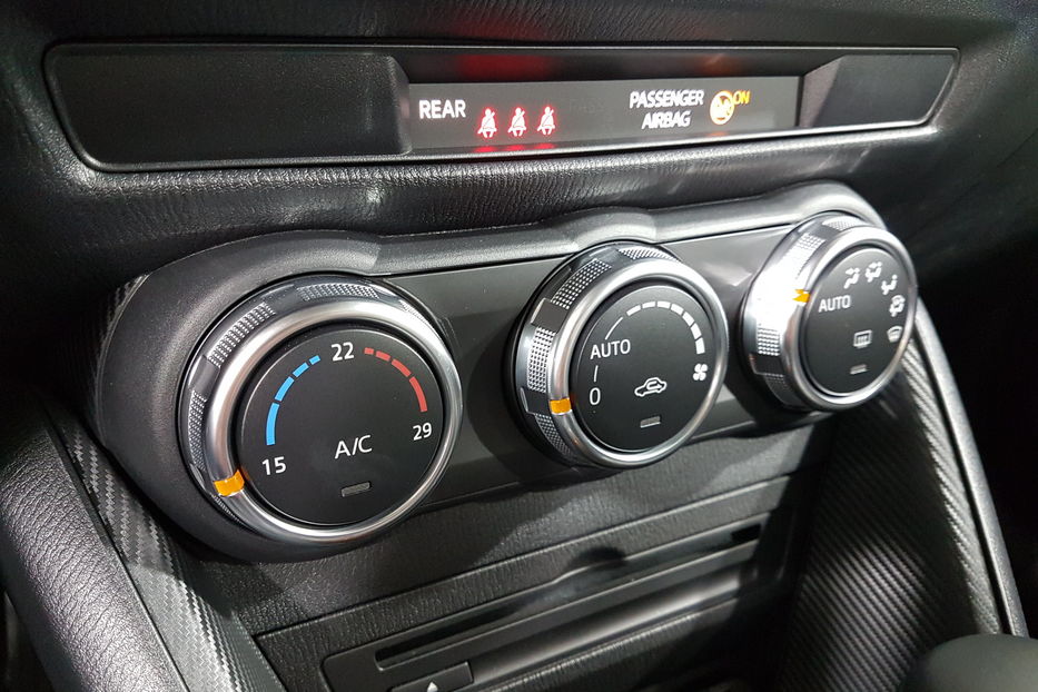 Продам Mazda CX-3 2018 года в Киеве