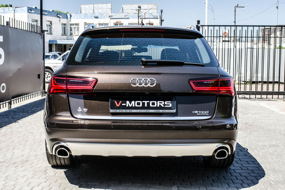 Продам Audi A6 Allroad 3.0 TFSI Quattro 2015 года в Киеве