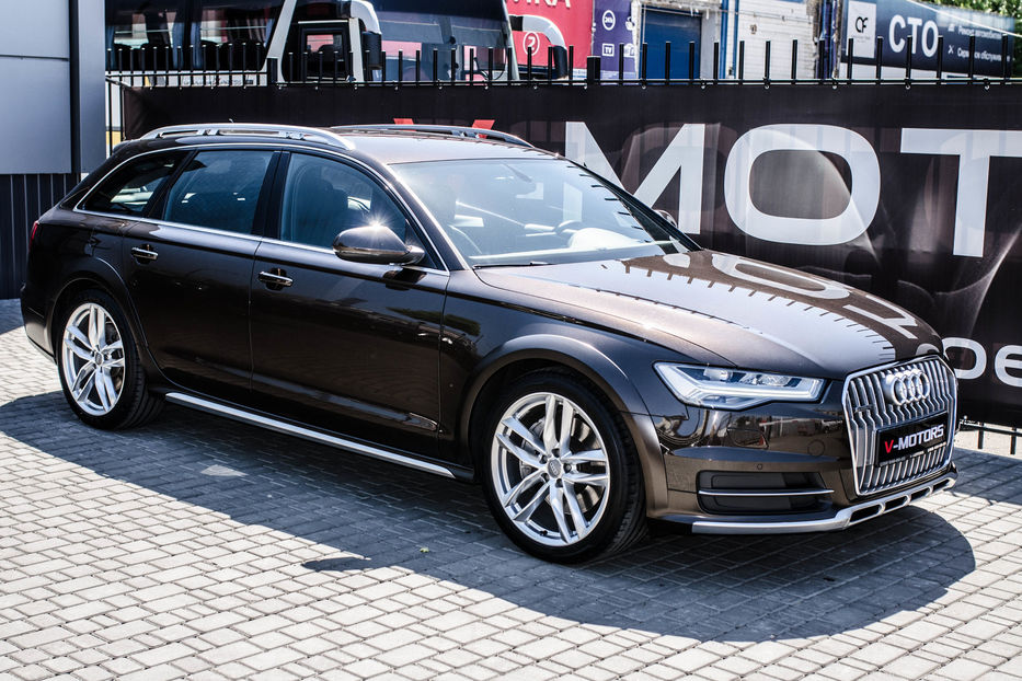 Продам Audi A6 Allroad 3.0 TFSI Quattro 2015 года в Киеве
