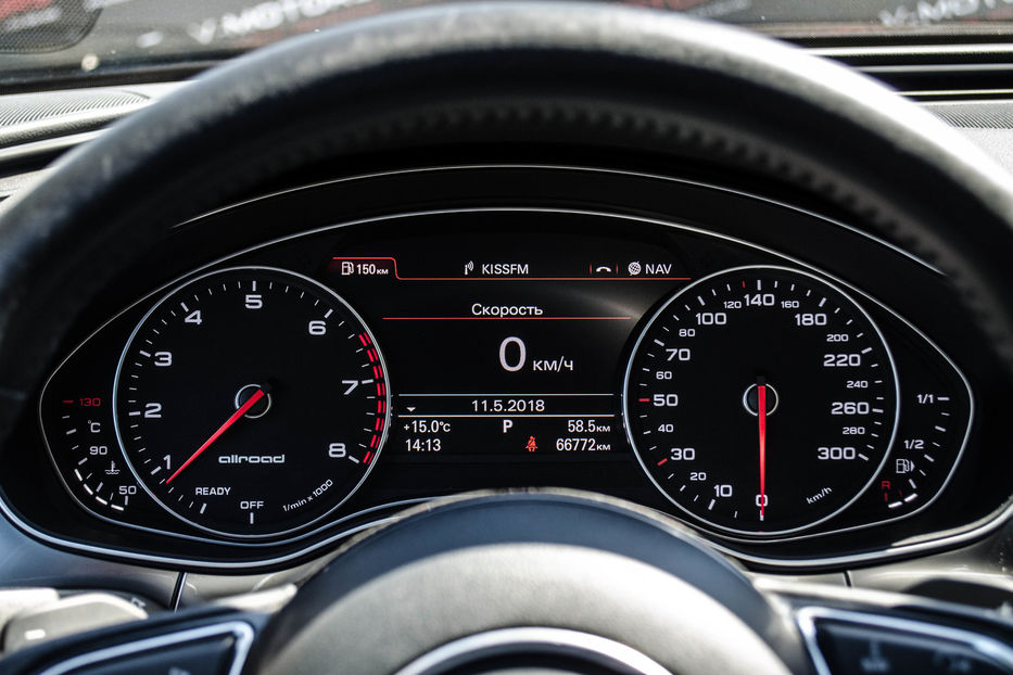 Продам Audi A6 Allroad 3.0 TFSI Quattro 2015 года в Киеве
