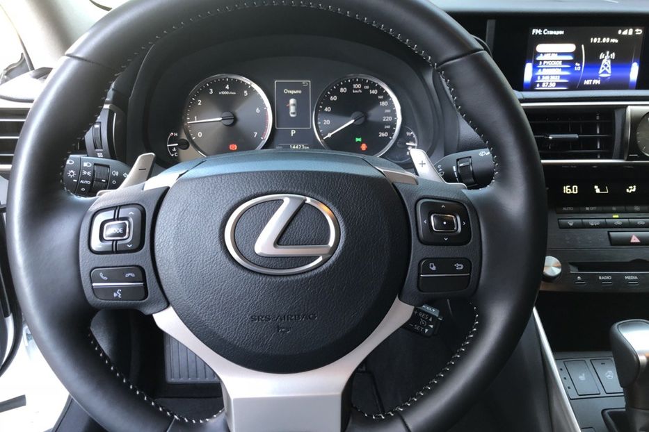 Продам Lexus IS 200 2017 года в Днепре