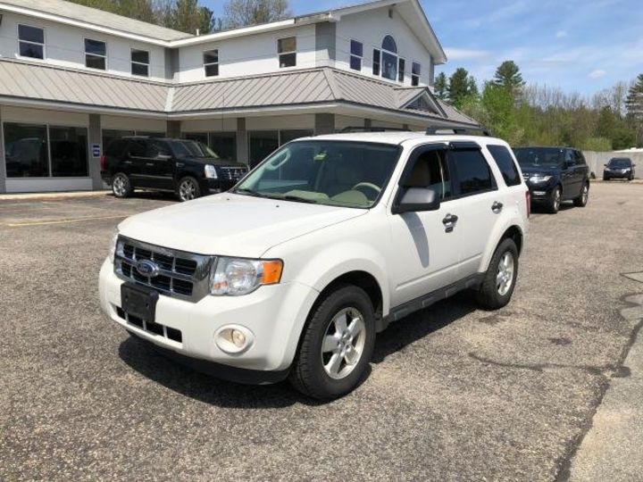 Продам Ford Escape XLT 2012 года в Киеве