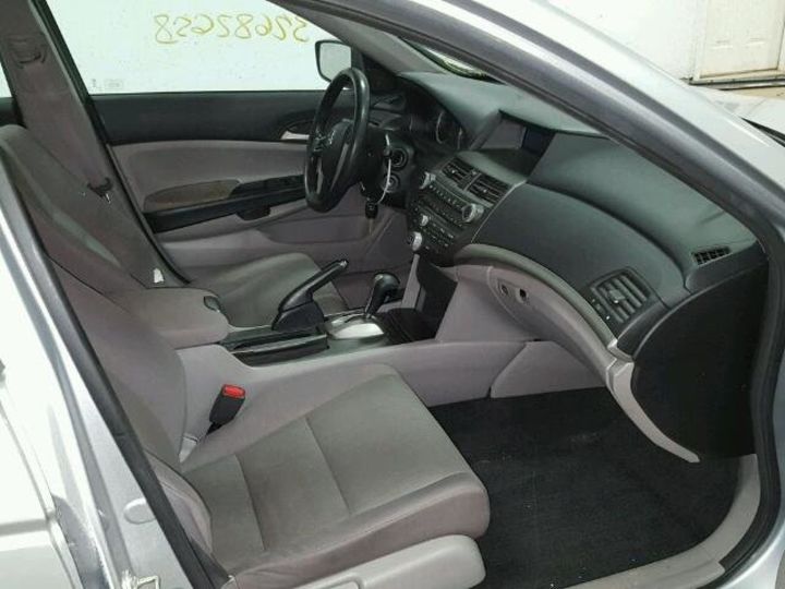 Продам Honda Accord LX 2012 года в Киеве