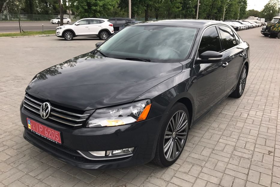 Продам Volkswagen Passat B7 1.8 AT SPORT 2015 года в г. Мариуполь, Донецкая область