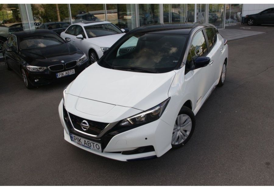 Продам Nissan Leaf  Visia 40kWh + Dynamic 2018 года в Киеве