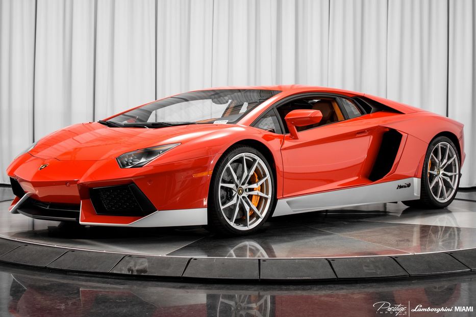 Продам Lamborghini Aventador Miura  2018 года в Киеве