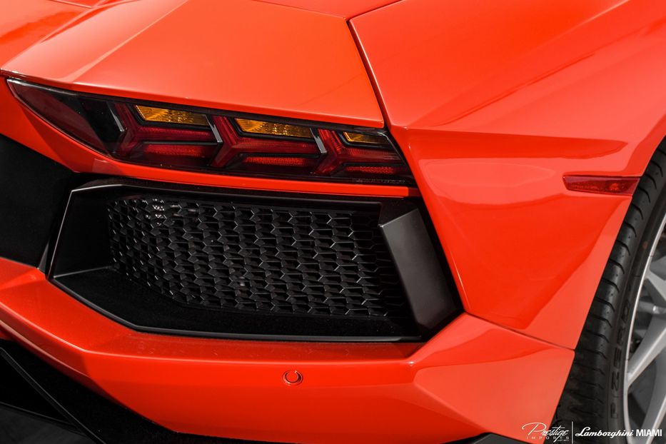 Продам Lamborghini Aventador Miura  2018 года в Киеве