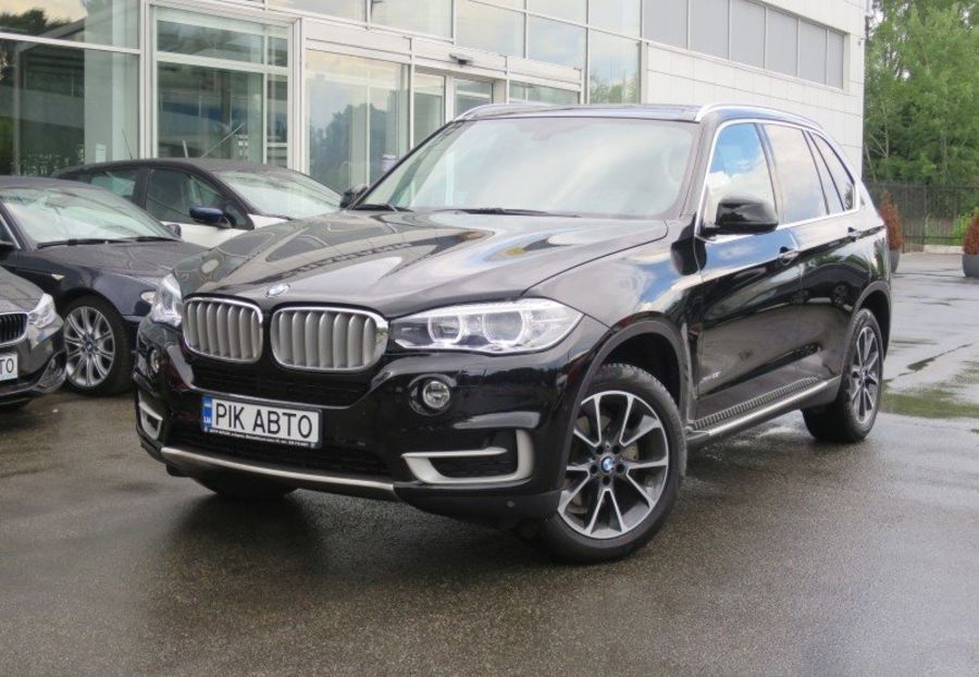 Продам BMW X5 xDrive 2016 года в Киеве