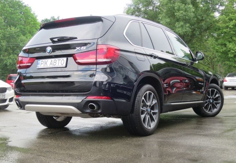 Продам BMW X5 xDrive 2016 года в Киеве