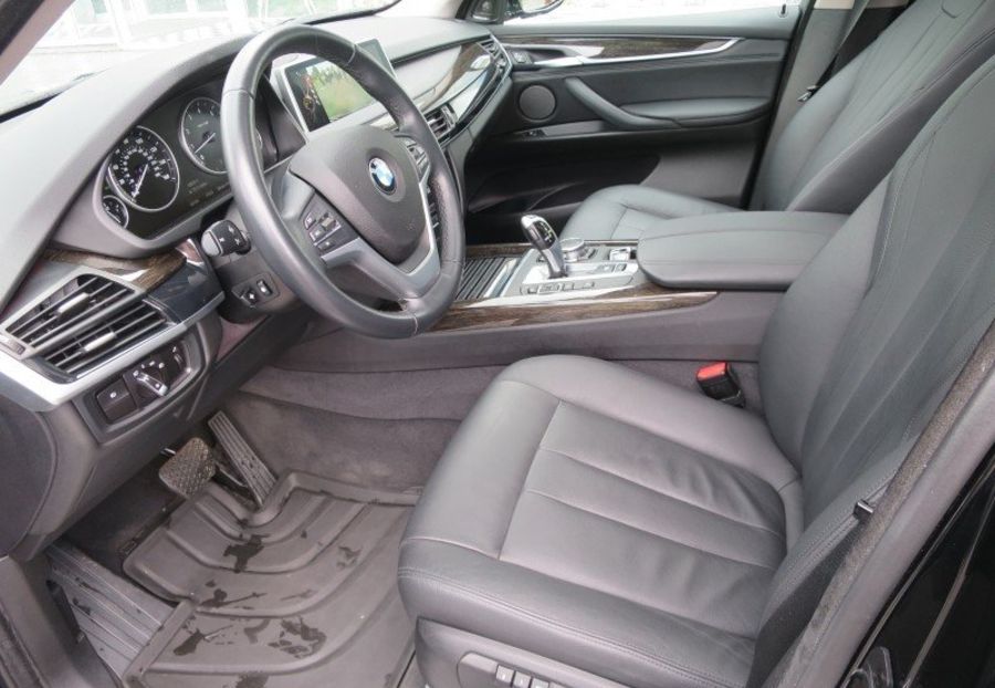 Продам BMW X5 xDrive 2016 года в Киеве