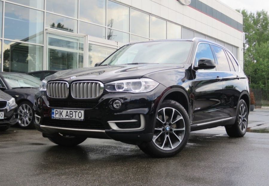 Продам BMW X5 xDrive 2016 года в Киеве