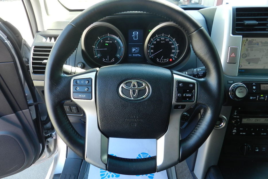 Продам Toyota Land Cruiser Prado 2013 года в Одессе