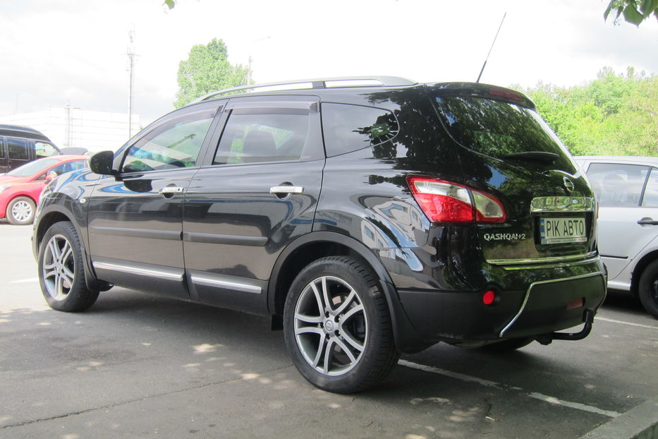 Продам Nissan Qashqai+2 2.0 МТ 2011 года в Киеве