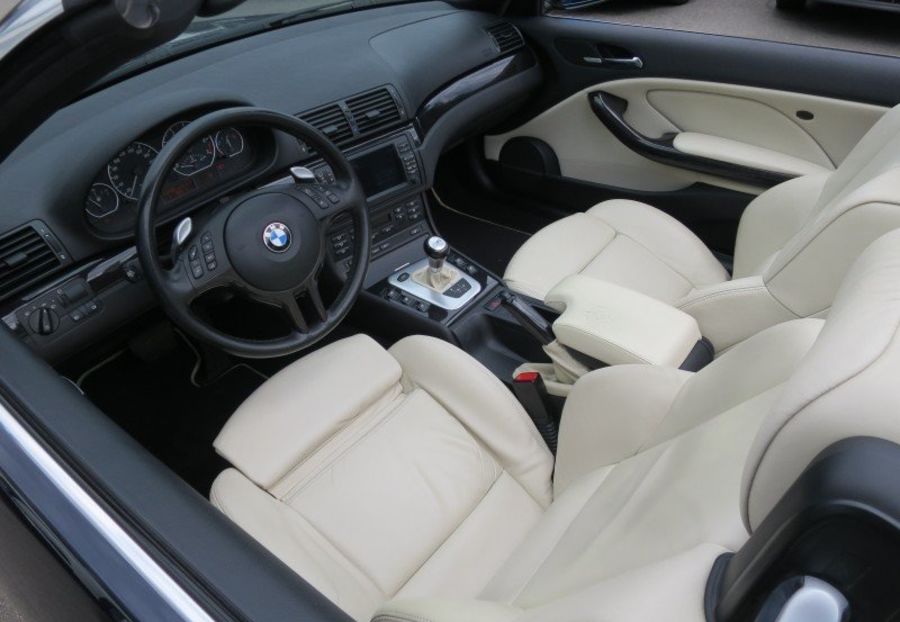 Продам BMW 330 Cabrio Individual 2004 года в Киеве