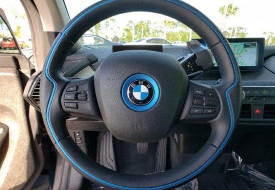 Продам BMW I3 Range Extender 2017 года в Киеве